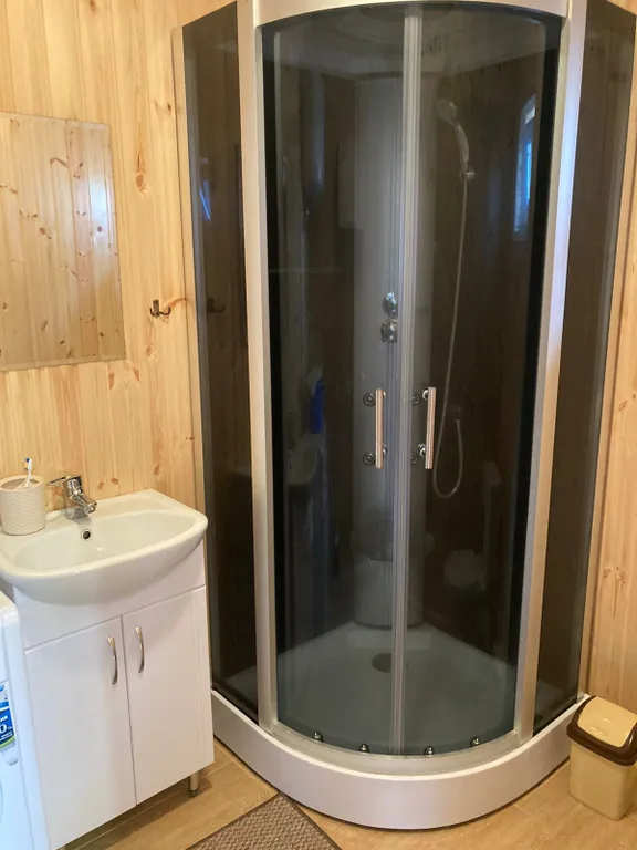 Коттедж с бассейном Азовочка