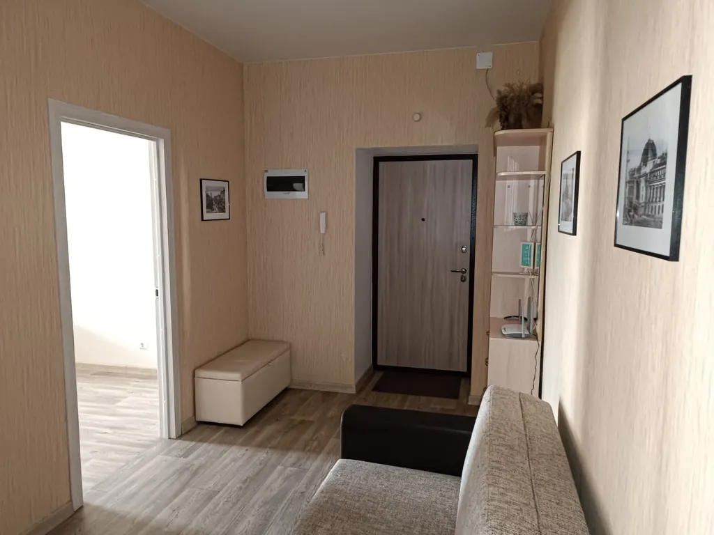 Евродвушка рядом с Троицким собором