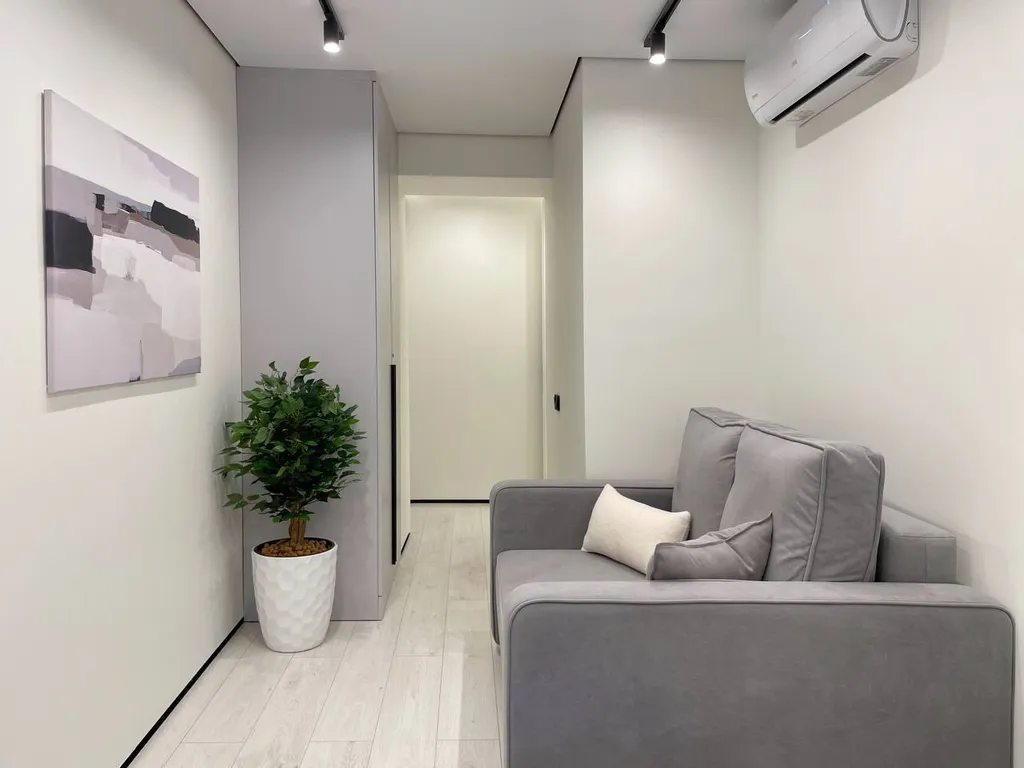 Трёхкомнатная квартира у Кремля в самом центре Великого Новгорода