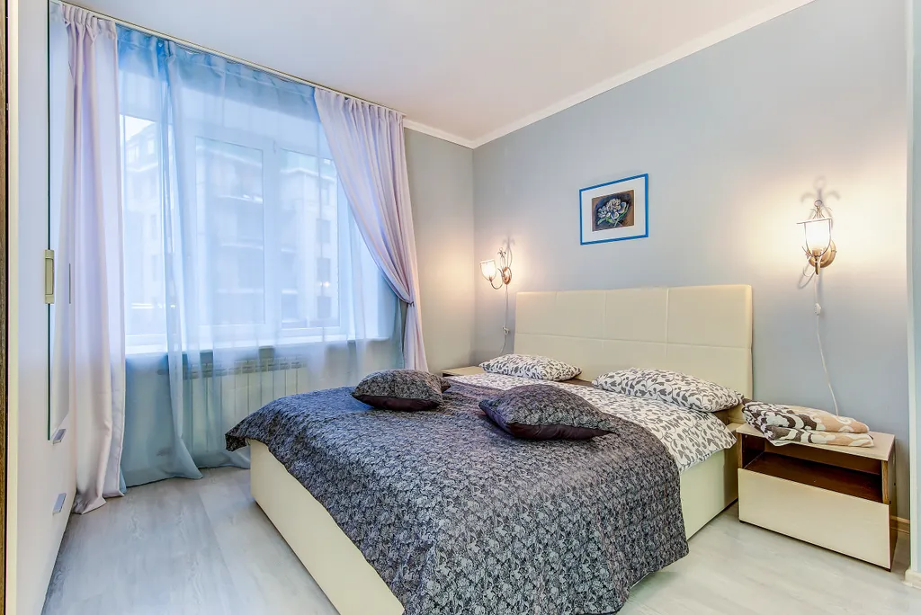 Большая 3-комнатная квартира с видом на Неву и корабли Центр города