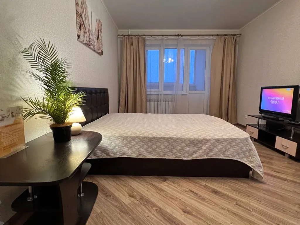 Просторная квартира для 6 гостей на Куликова (Уютный Дом)