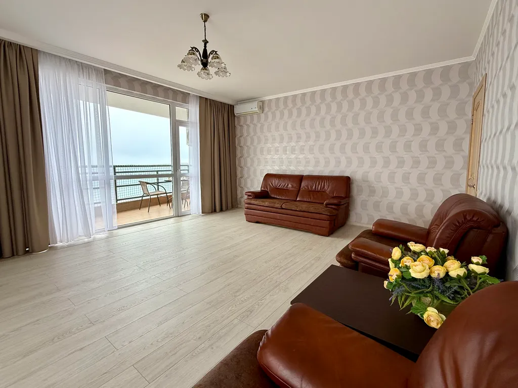 Квартира 2-комнатная просторная квартира, с шикарным видом на море — Адлер
