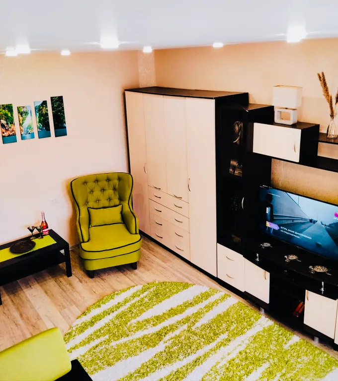 Яркая квартира в 10 минутах от Байкала