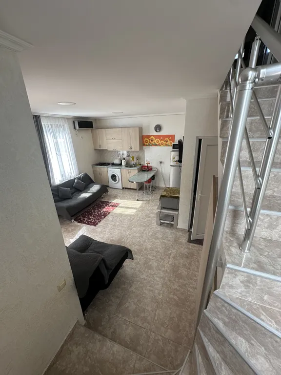 Апартаменты Apollo на море у пляжа с лечебным магнитным песком