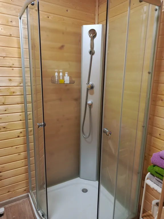 Уютный деревянный домик