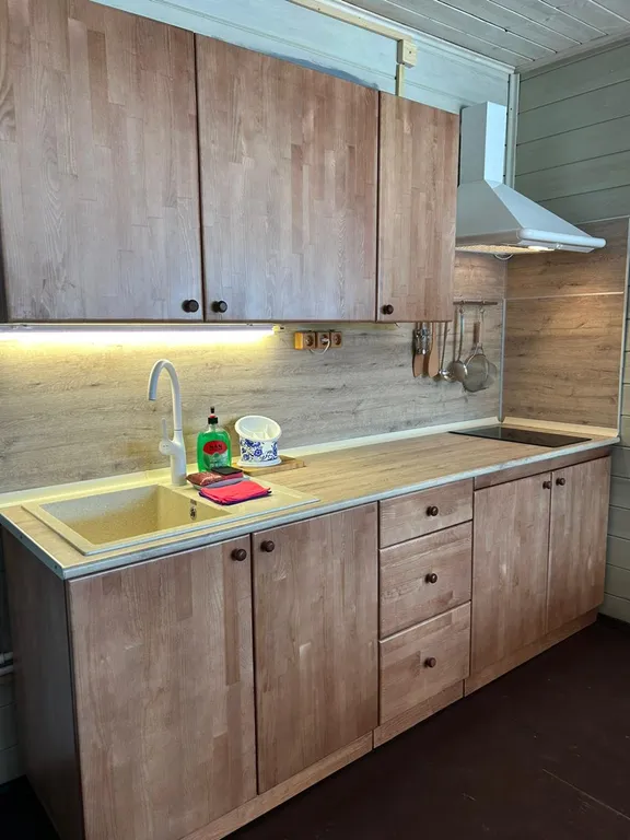 Коттедж Красный