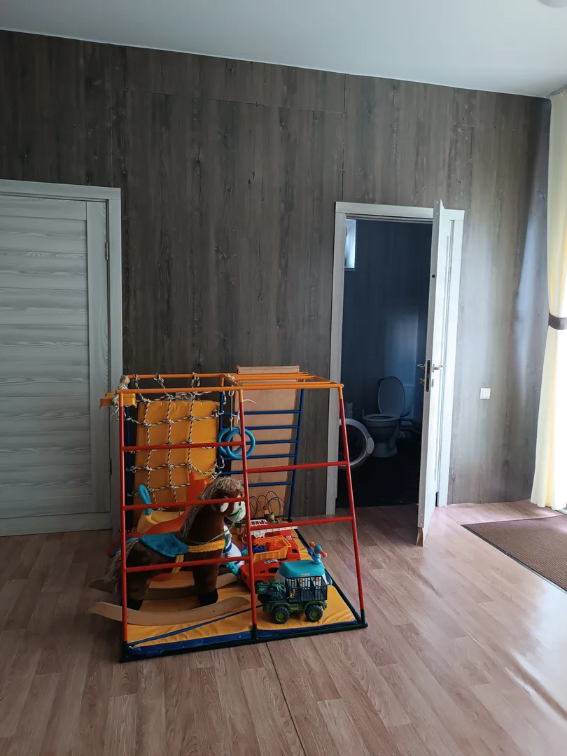 Комплекс в кухне гостинной Комплекс в кухне гостинной