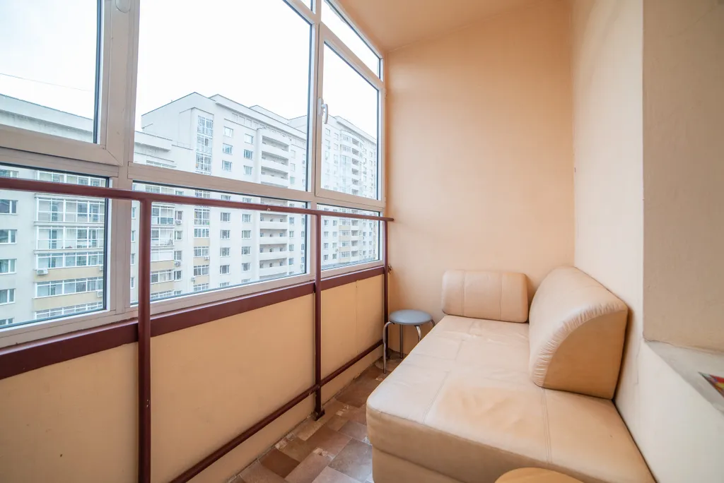 Три шоколада