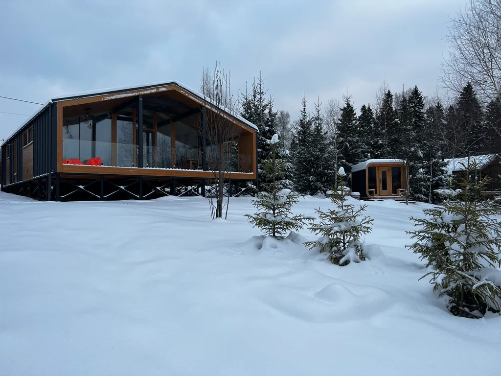 Коттедж с панорамными окнами Куско на Истринском водохранилище