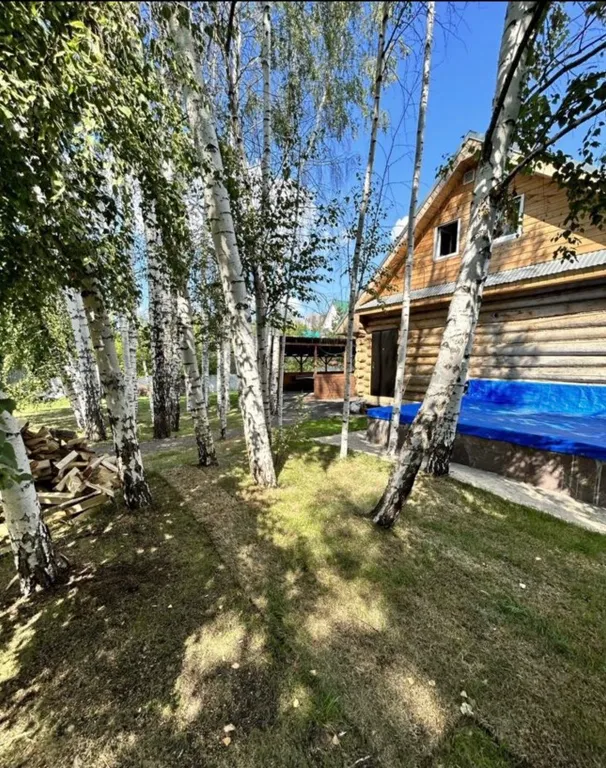 Новый рубленный дом в центре Ижевска, с баней и бассейном