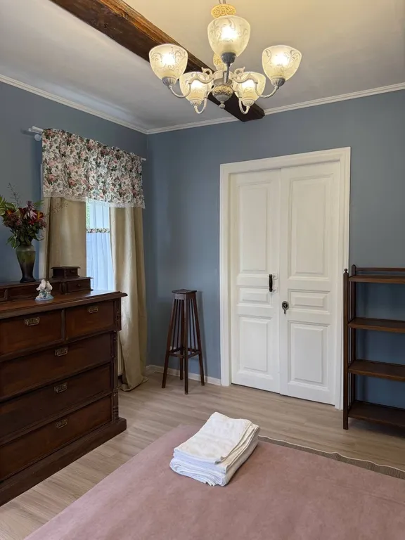 Уютный дом у реки в стиле прованс