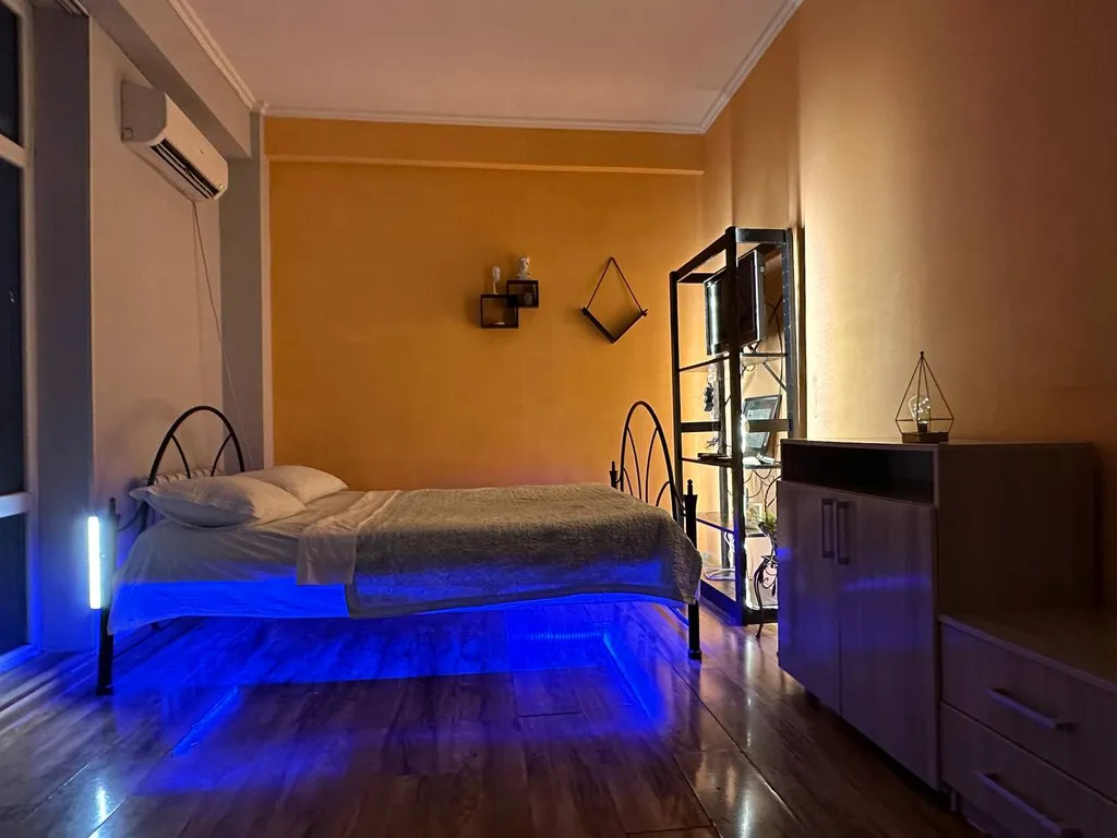 Уютная квартира возле ТЦ ГУМ и ЦУМ