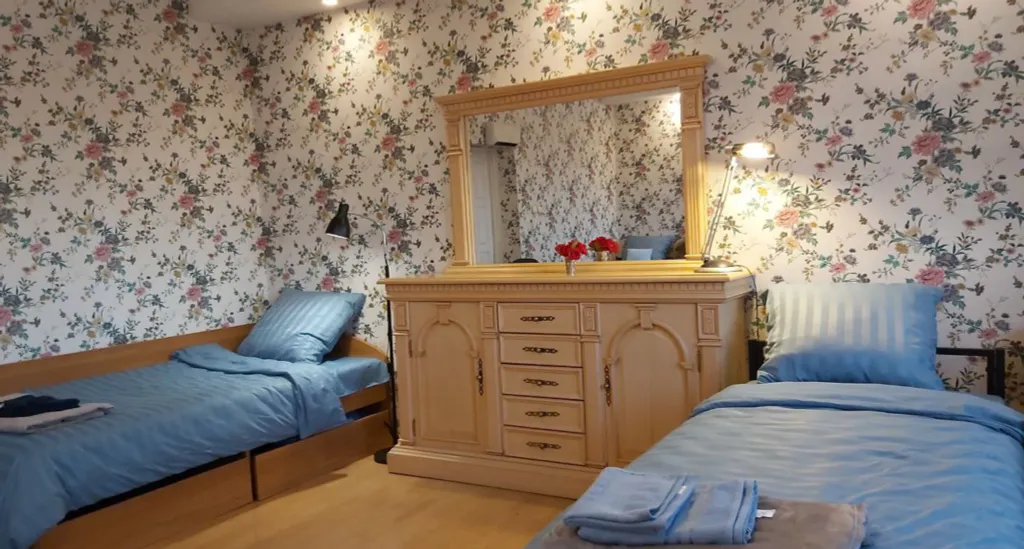 Двухуровневая квартира с парковкой и двумя санузлами