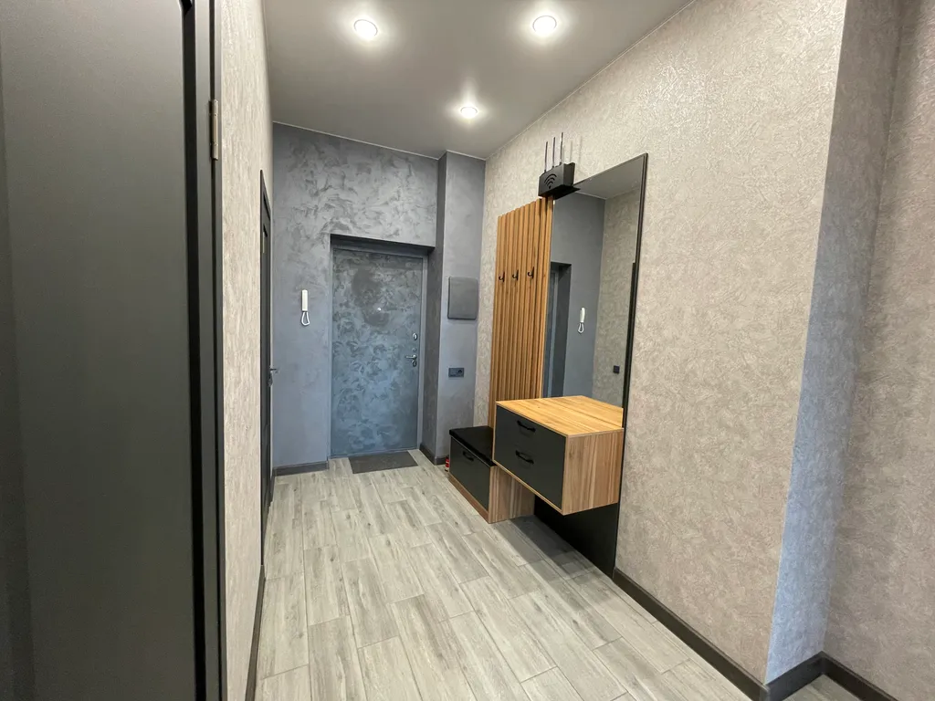 Уютная квартира с новым ремонтом в доме клубного типа