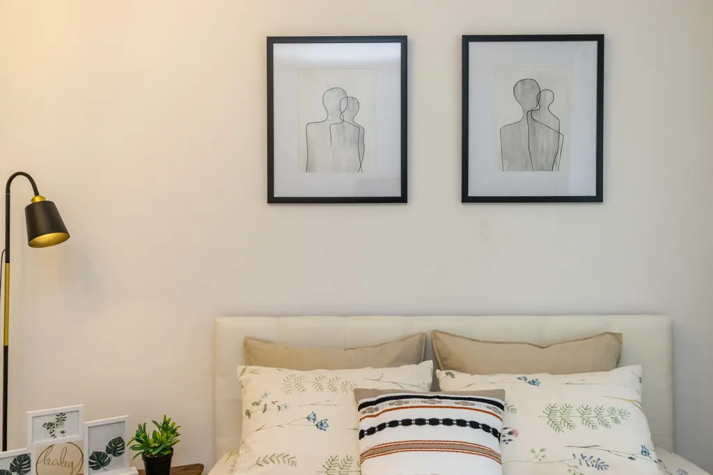 Квартира с жёлтым диваном