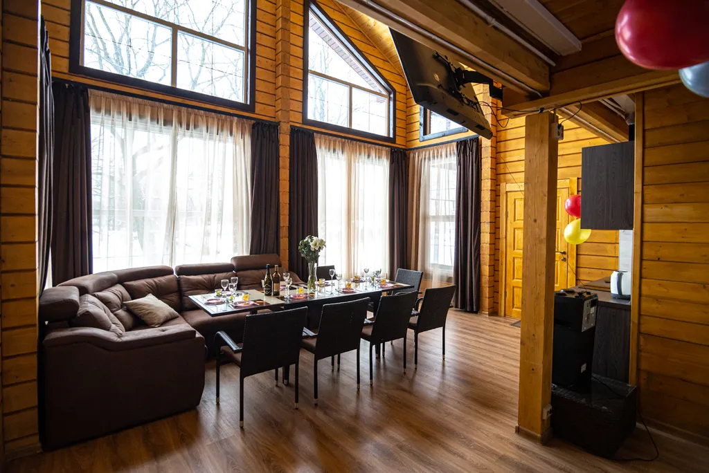 Коттедж Загородный дом с русской баней и множеством развлечений для всей семьи — Лобня