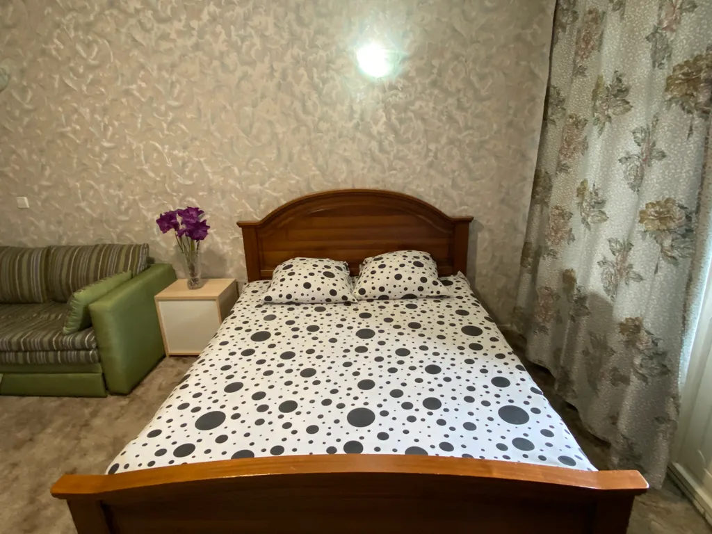 Комфортная однокомнатная квартира в центре — аренда посуточно в Саратов