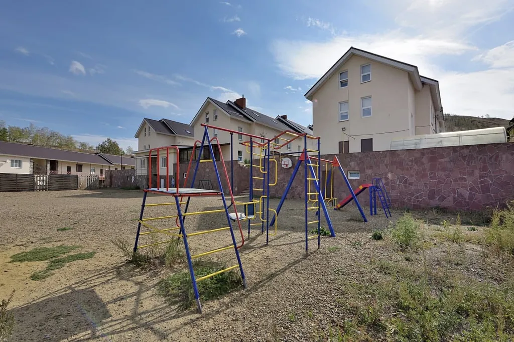 Таунхаус на озере Банном