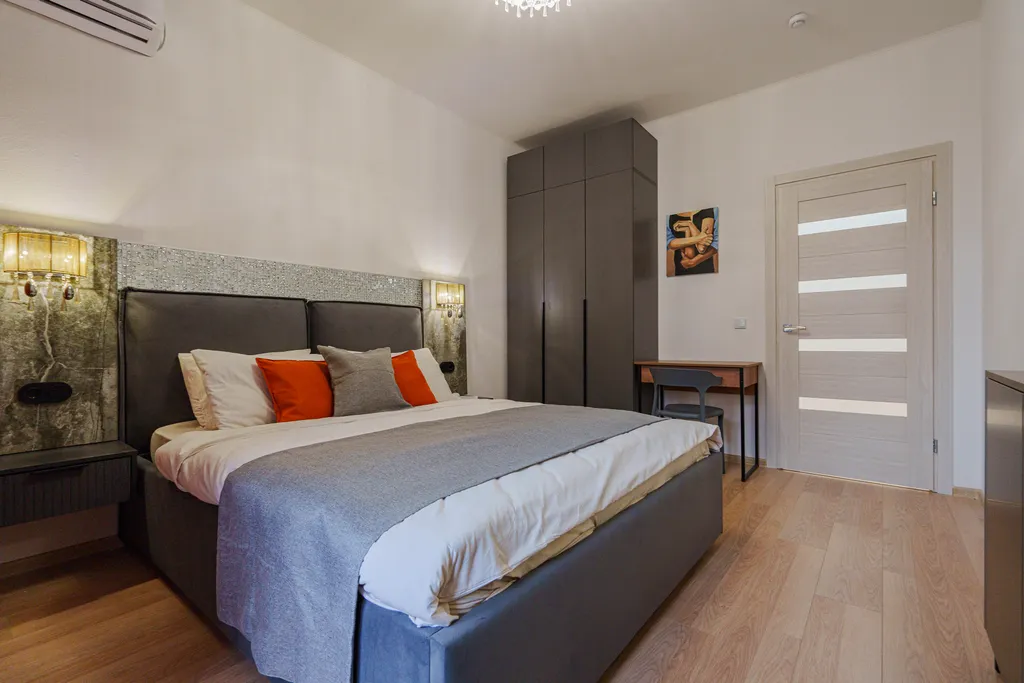 Большая квартира рядом с Аквапарком и СК Уктус