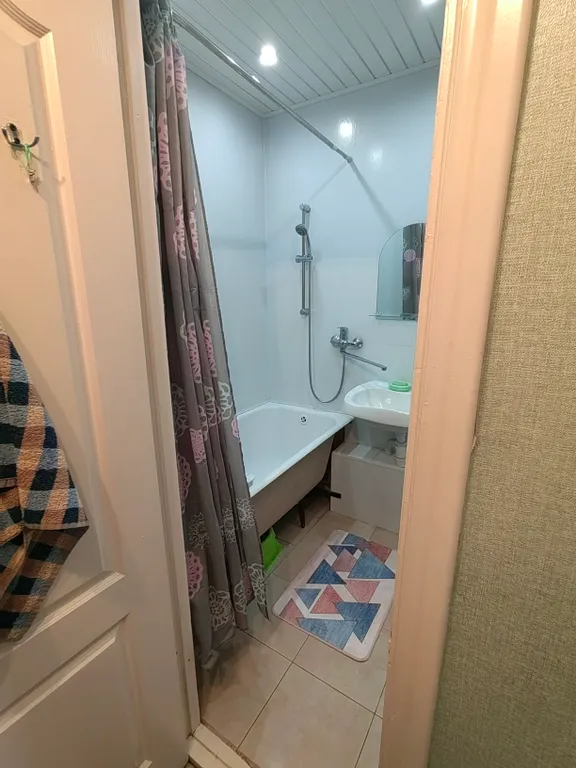 Уютная однокомнатная квартира с видом на Амур