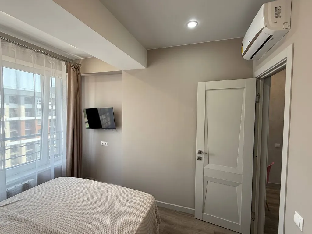 Евродвухкомнатная квартира для всей семьи с видом на море и горы