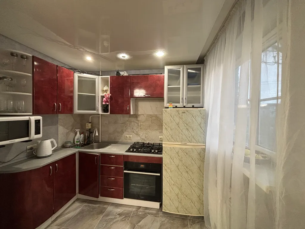 Уютная квартира — аренда посуточно в Волжский