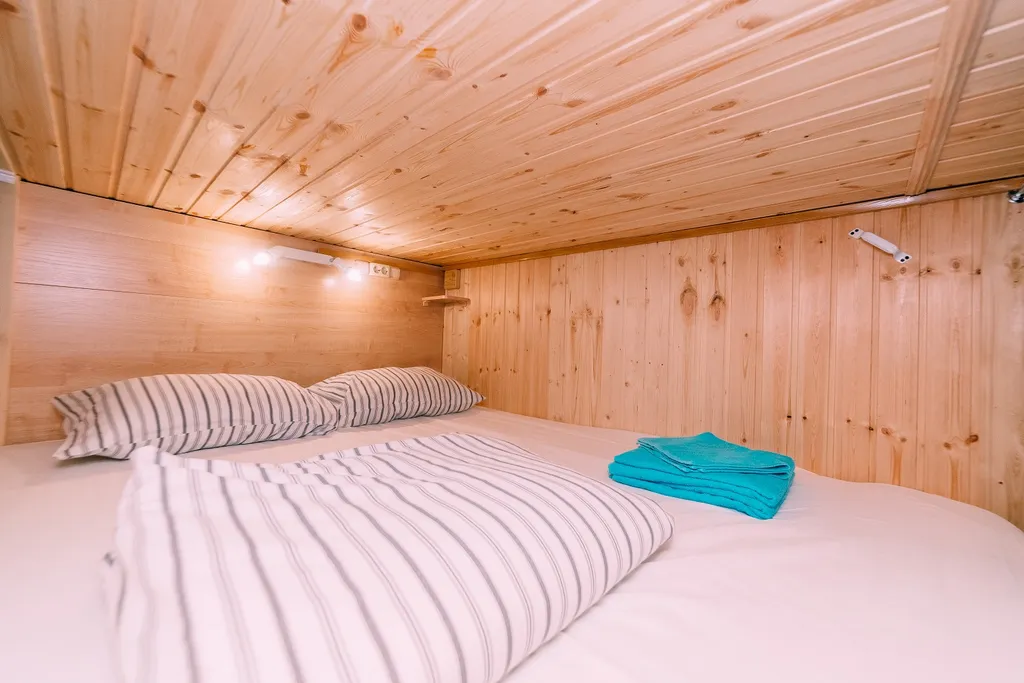 Комната со своим санузлом и мини-кухней в историческом центре