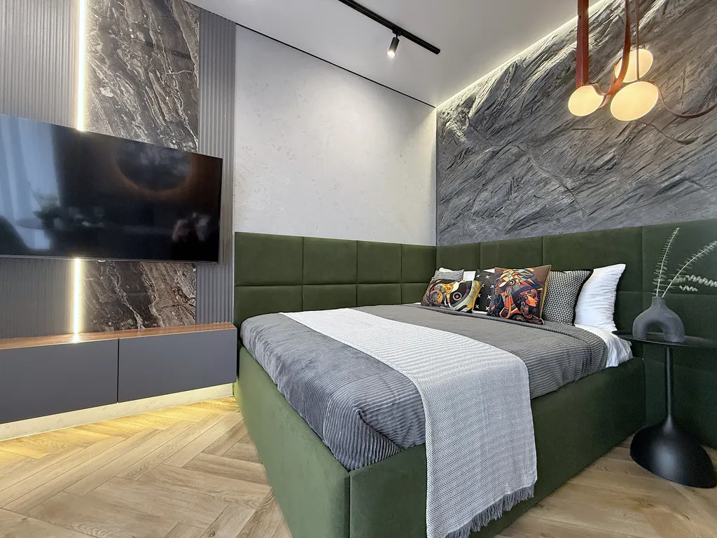 Эксклюзивный дизайнерский ремонт с элементами ручной работы