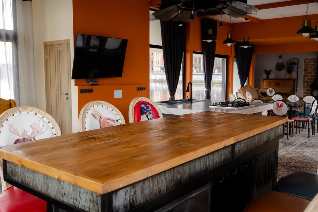 Дом на воде на Петроградской