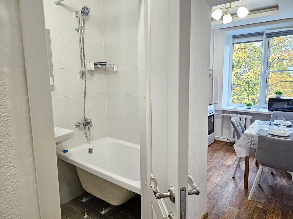 Светлая однокомнатная квартира возле реабилитации