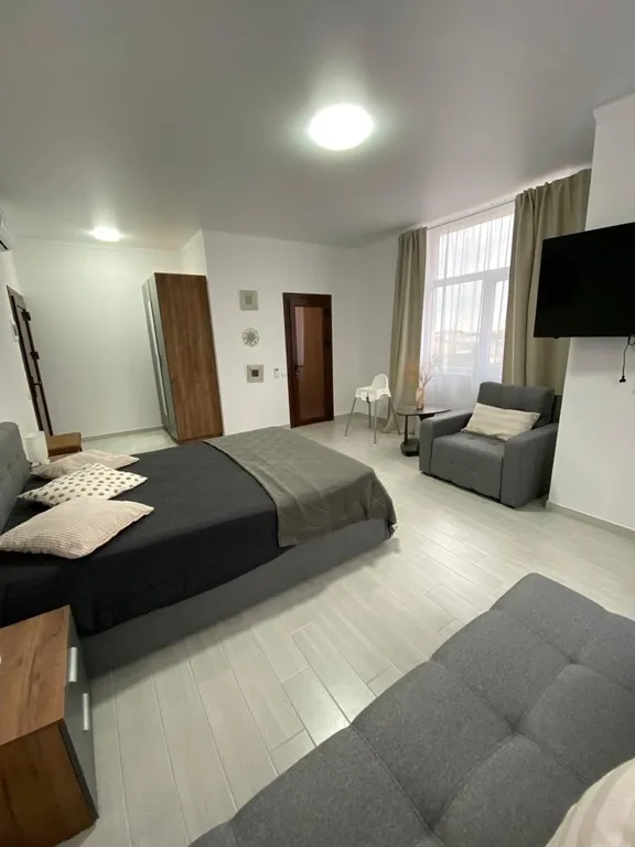 6-комнатный Дом