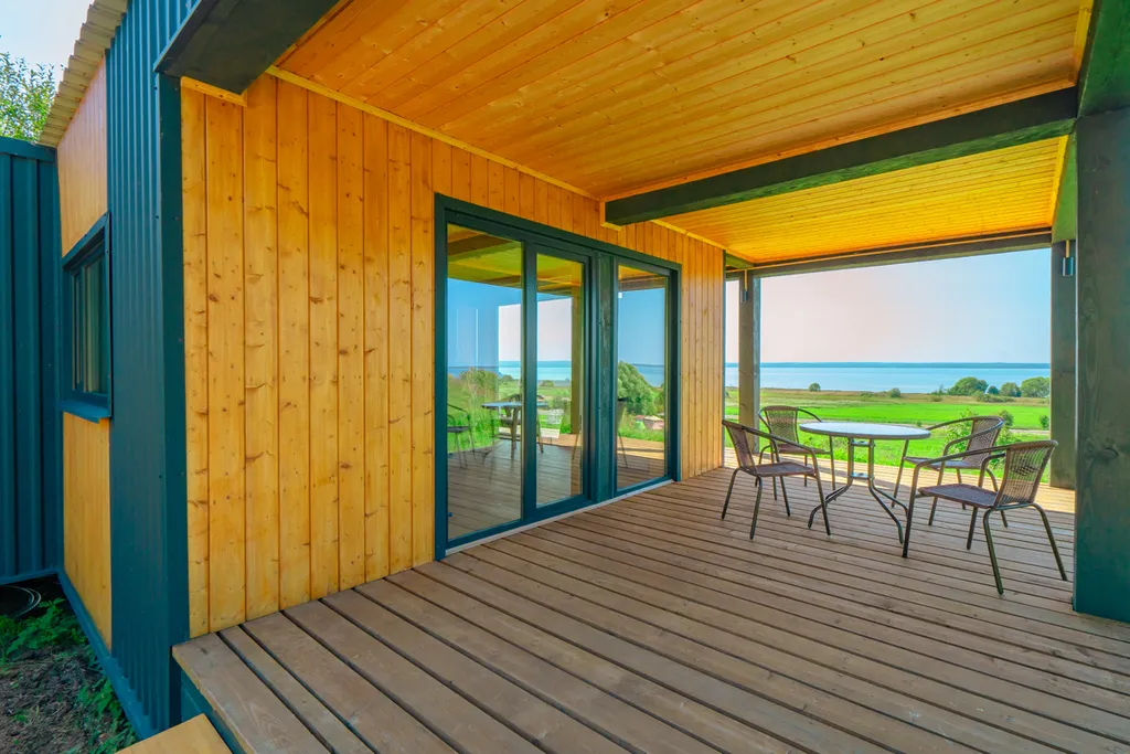 Малый дом с панорамным видом на озеро