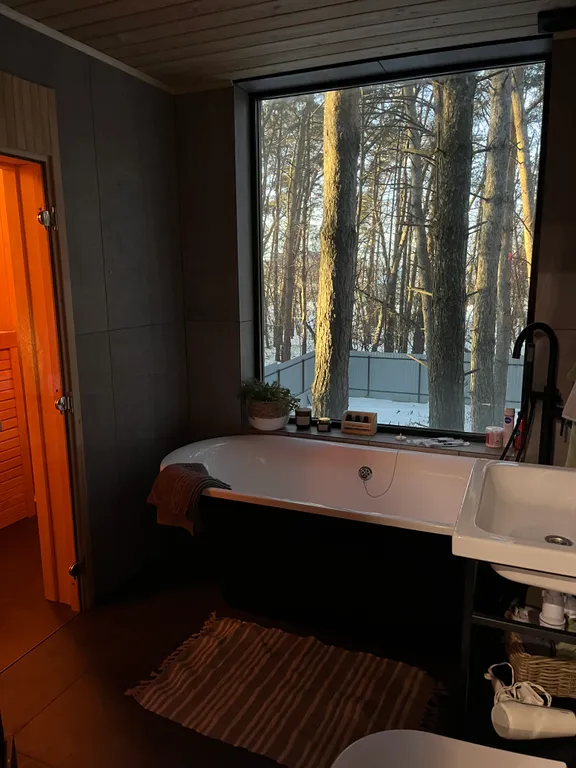 Дом отдыха Чернаков с видом на лес