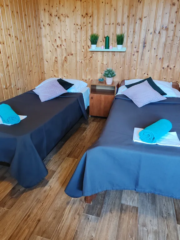 Коттедж Уютный дом в 300 метрах от моря для большой семьи или компании друзей — Нижняя Хобза