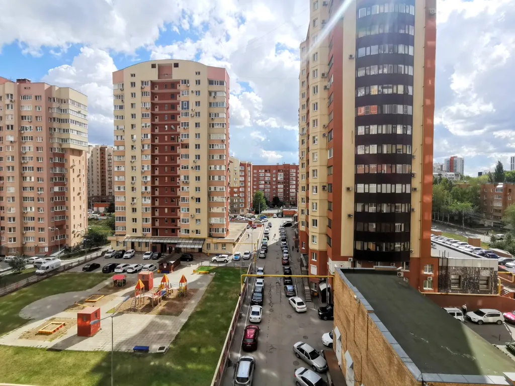 Квартира Уютные просторные апартаменты в современном районе — Самара