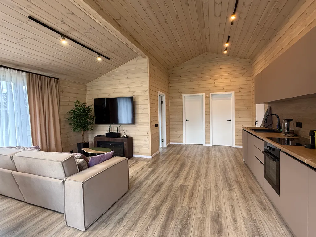 Коттедж Дом с сибирским чаном — Горки