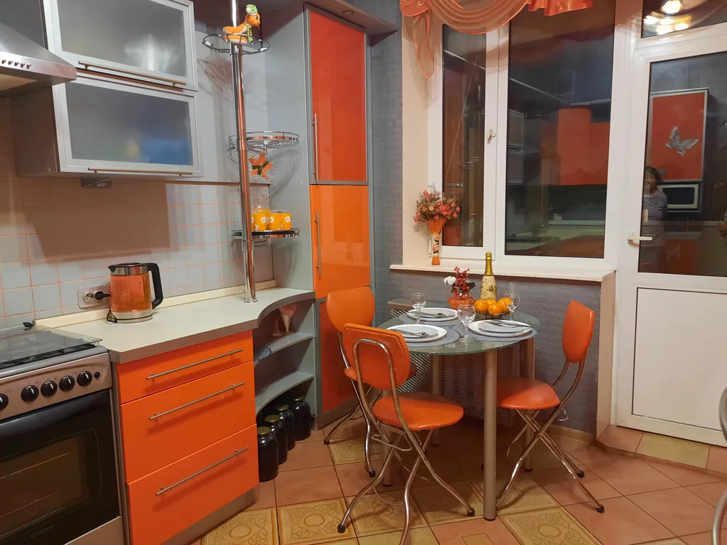 Квартира Квартира с оранжевым настроением у цирка — Ярославль