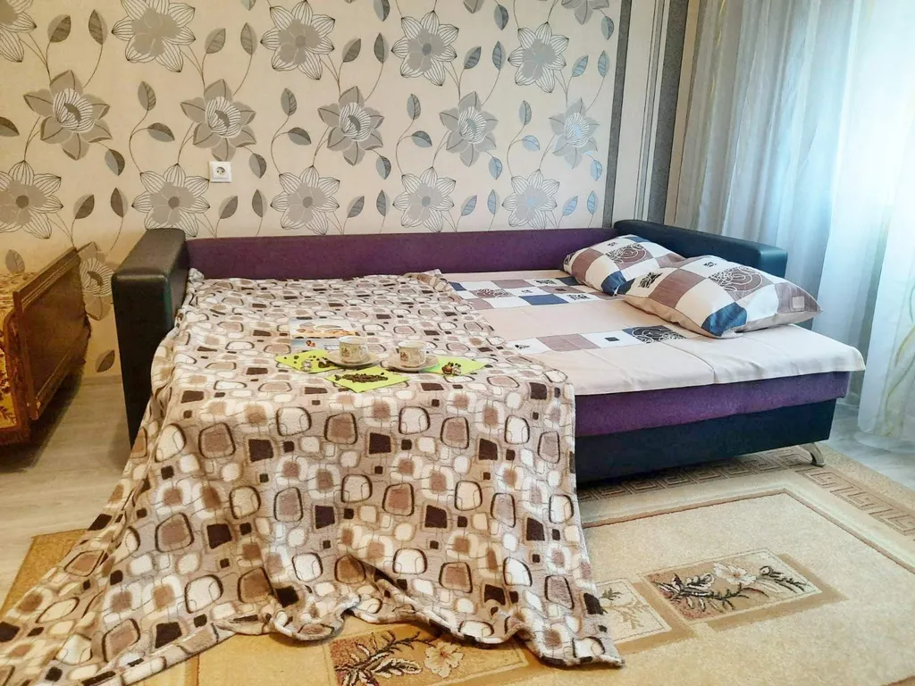 Уютная 1-комнатная квартира в спальном районе, недалеко от центра