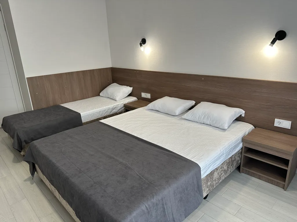 Трехместный номер с видом на море