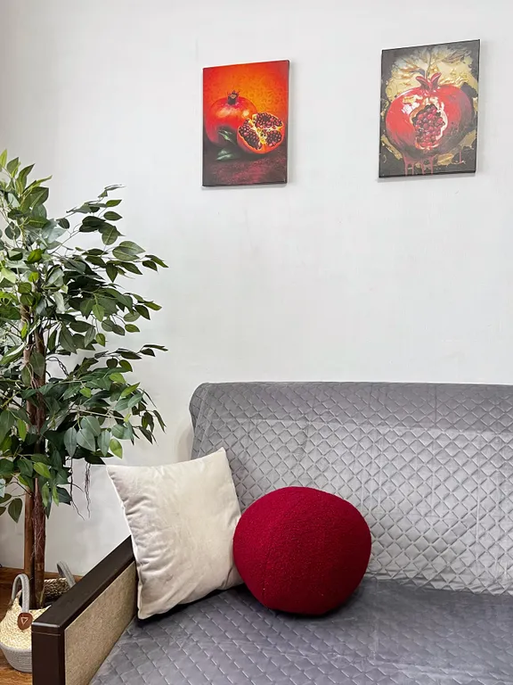 Комфортная двухкомнатная квартира в центре города на пятерых гостей