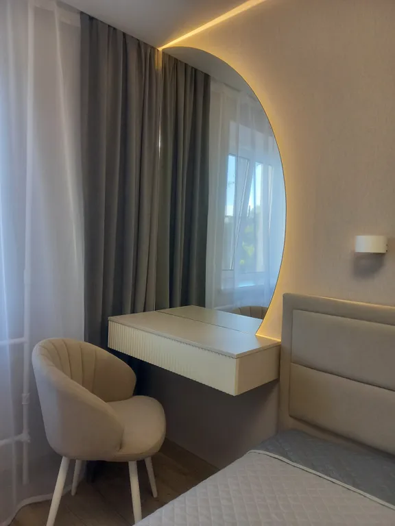 Двухкомнатная квартира после ремонта в центре у жд вокзала