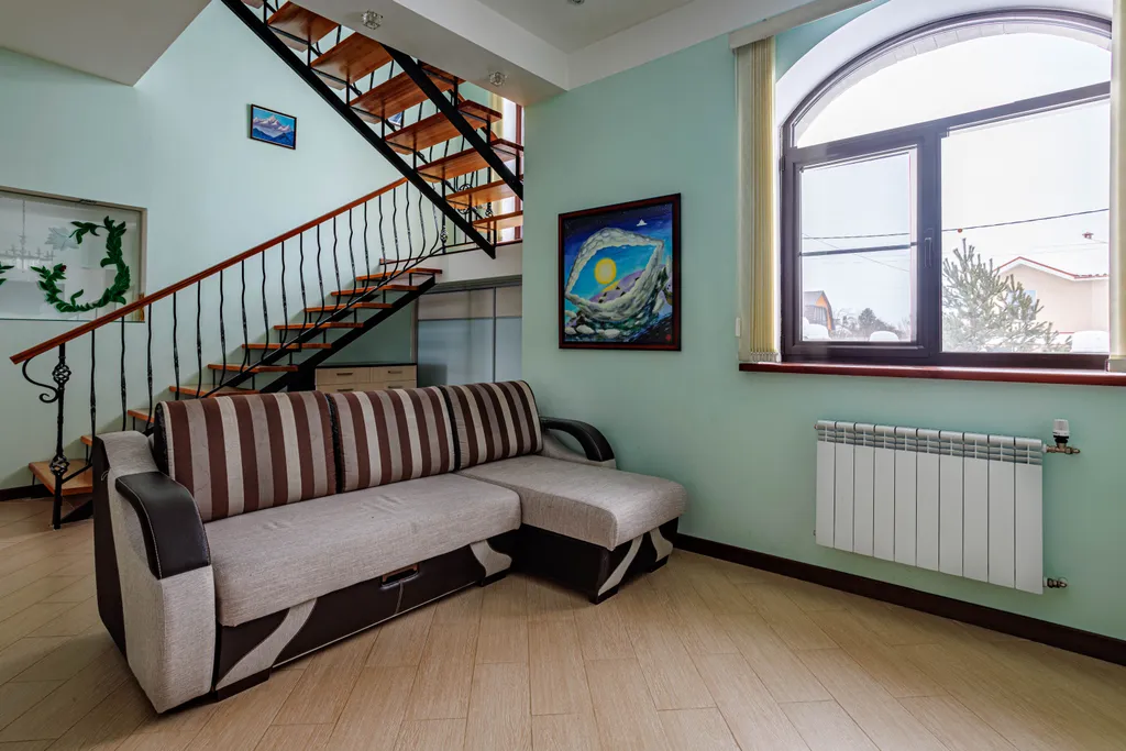 Коттедж с бассейном и сауной