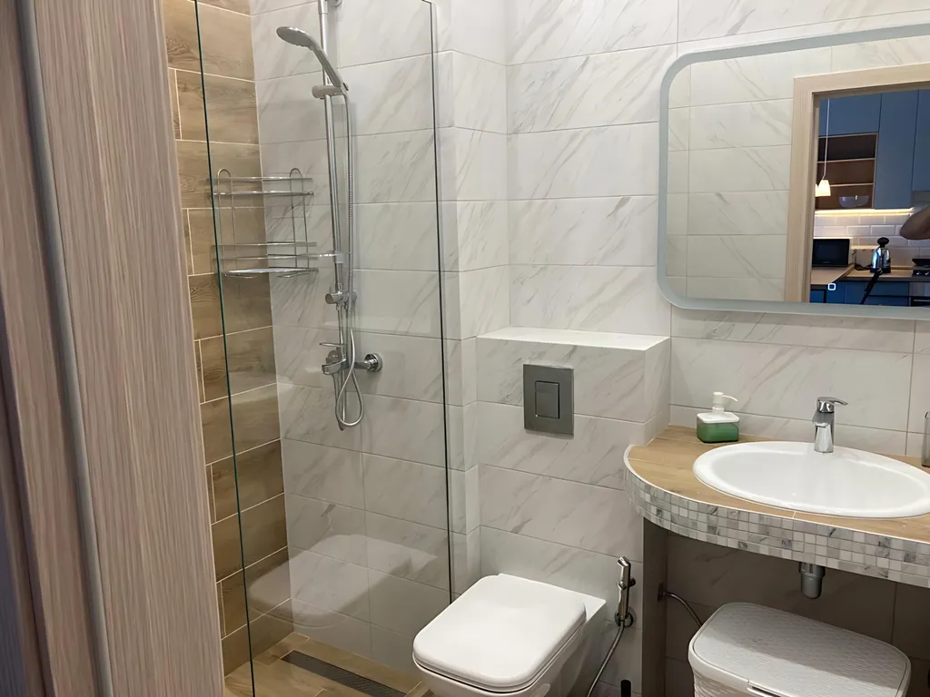 Квартира Апартаменты в 200 метрах от моря и памятника природы Скала Парус — Прасковеевка