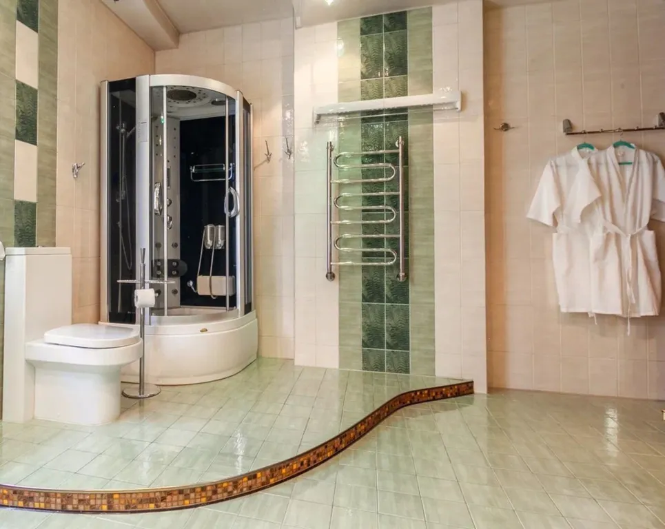 Дом с бассейном и сауной