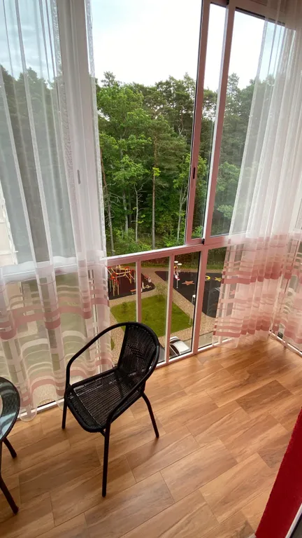 Апартаменты у озера тихое, с видом на лес