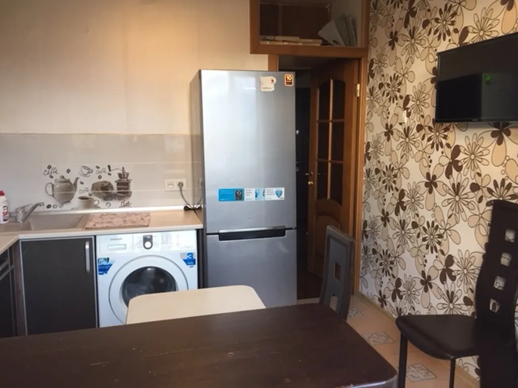 Уютная квартира в центре города с видом на горы