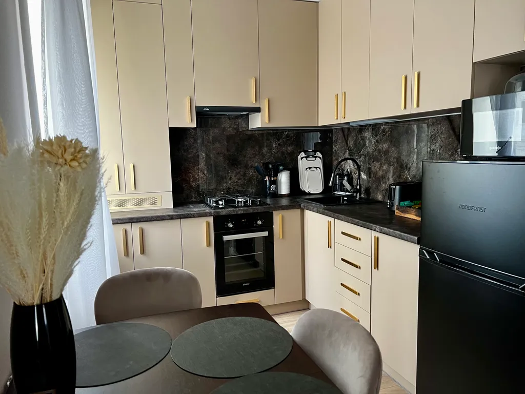 Двухкомнатная квартира напротив краевой больницы