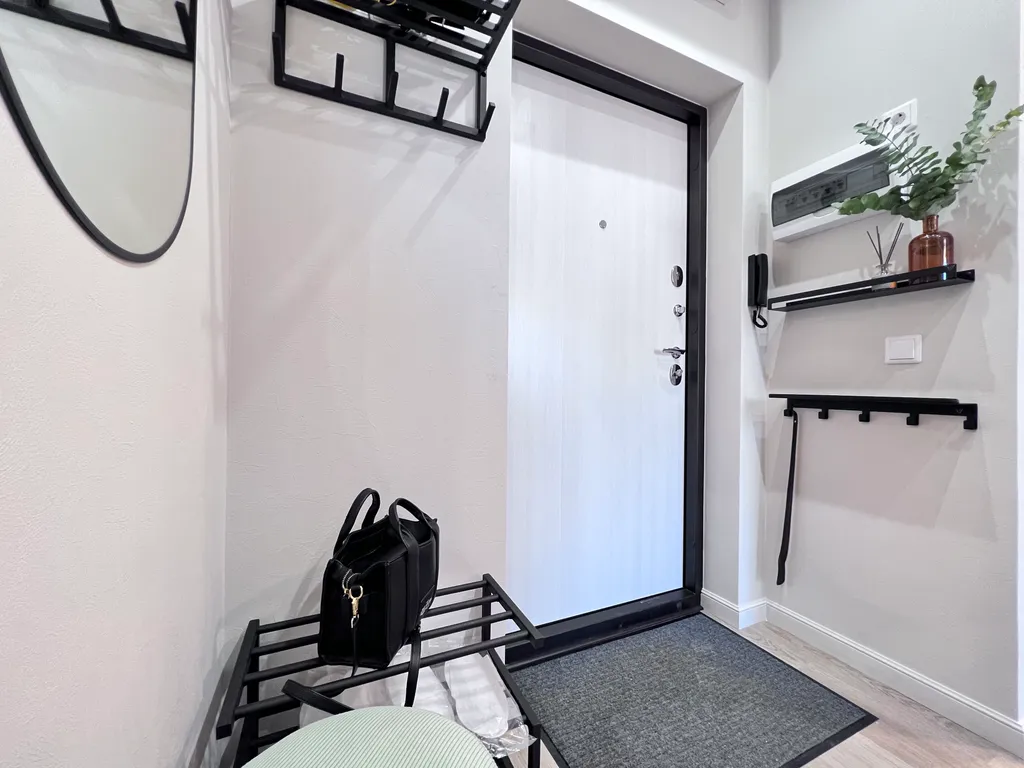 Трешка у аквапарка с панорамным видом на реку