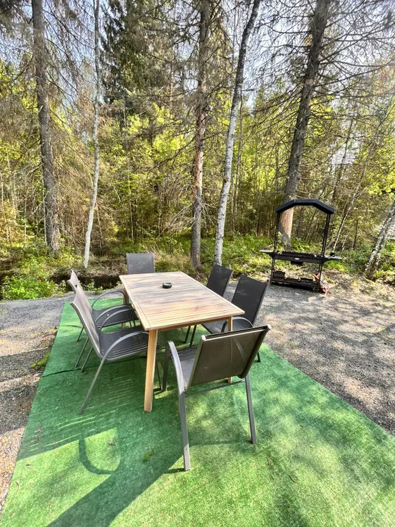 А фрейм 2 c видом на лес