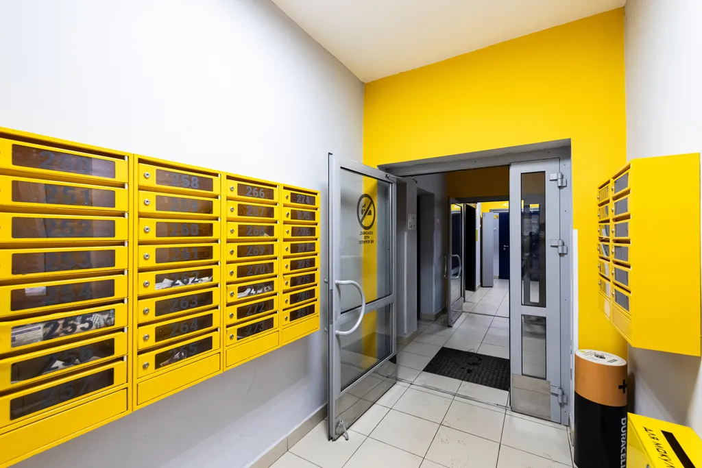 Уютная и красивая студия возле метро рядом с центром города